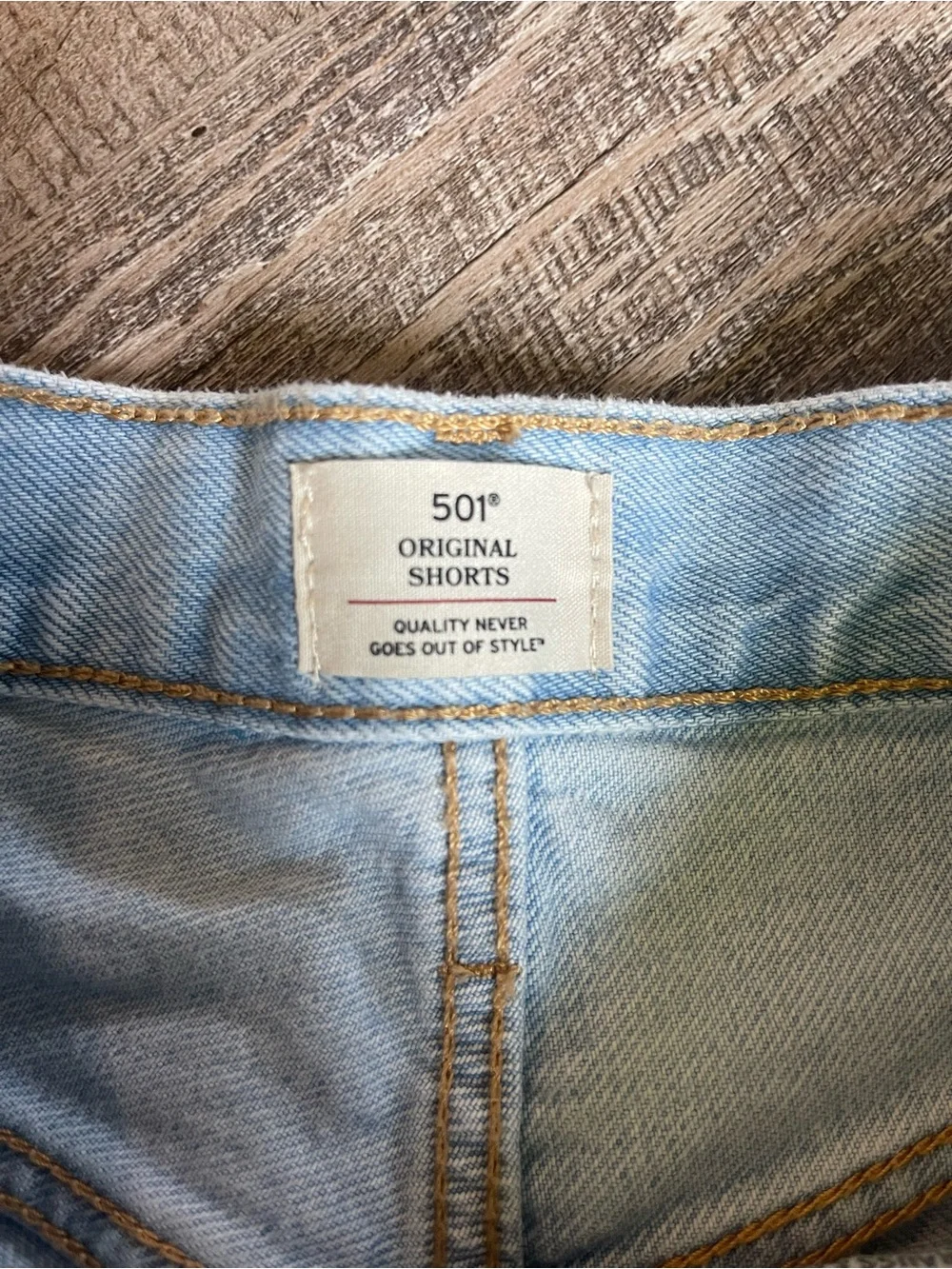 Levi’s 501 cutoff shorty shorts light wash denim
